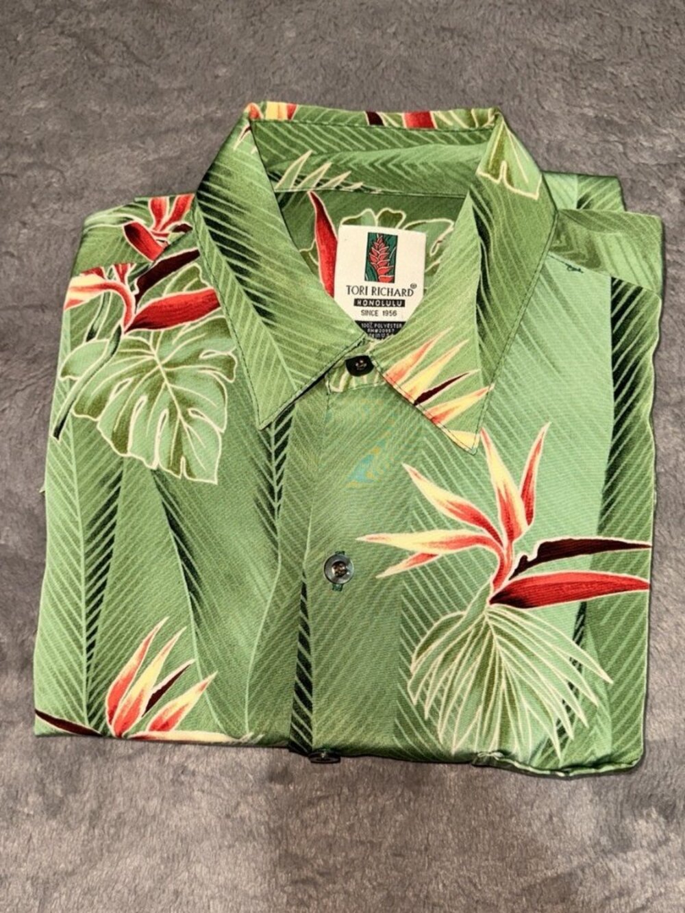 Tori Richard Honolulu Men's Small Green Tropical Floral Shirt EUC